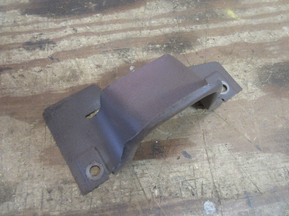 Cadillac Sedán Deville 1971 capó delantero pestillo cubierta protector pieza Hot Rod  Foto 3 de 4