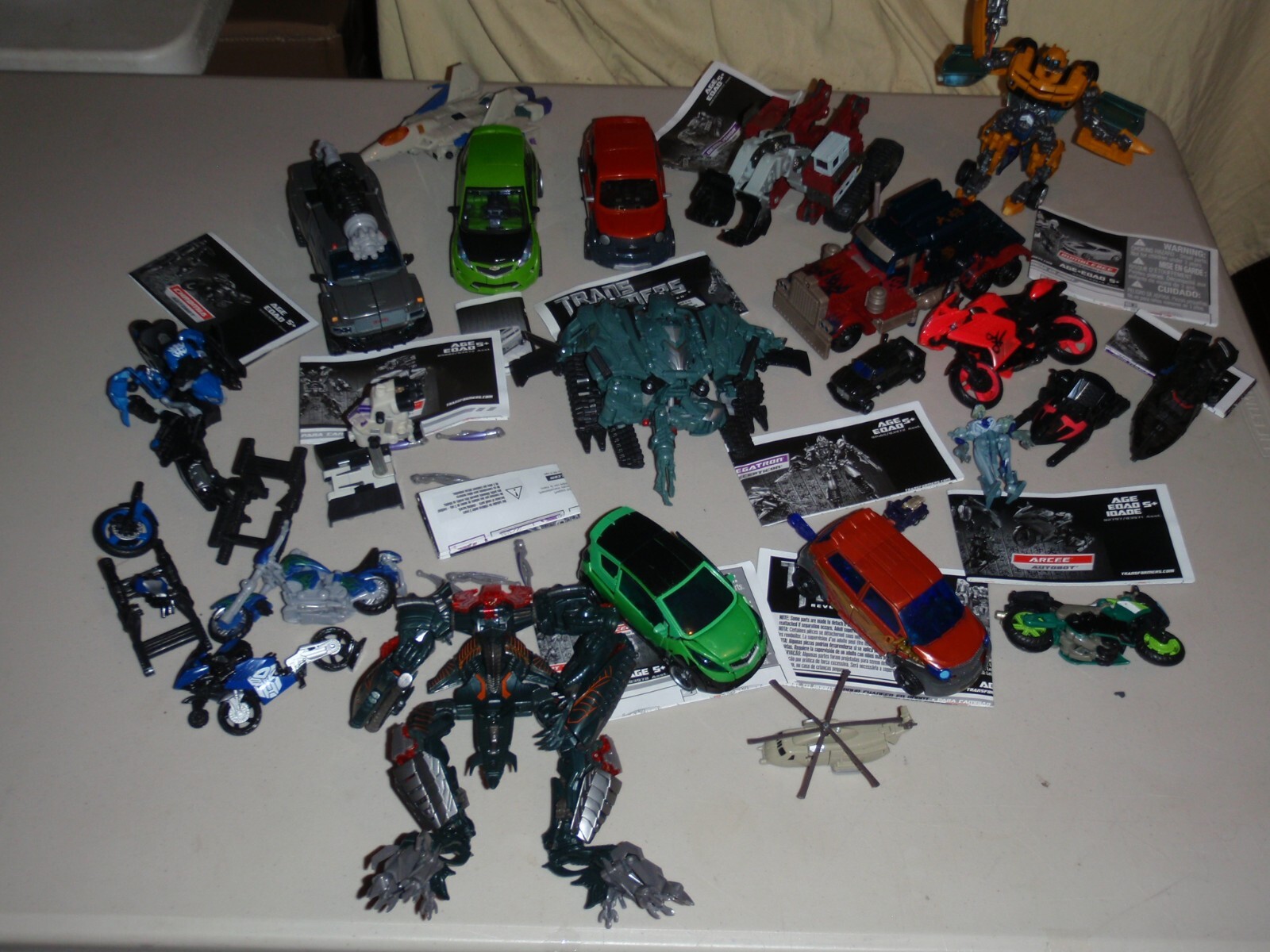 TRANSFORMERS REVENGE OF THE FALLEN & MORE LOT BUMBLEBEE IRONHIDE SKIDS PARTS