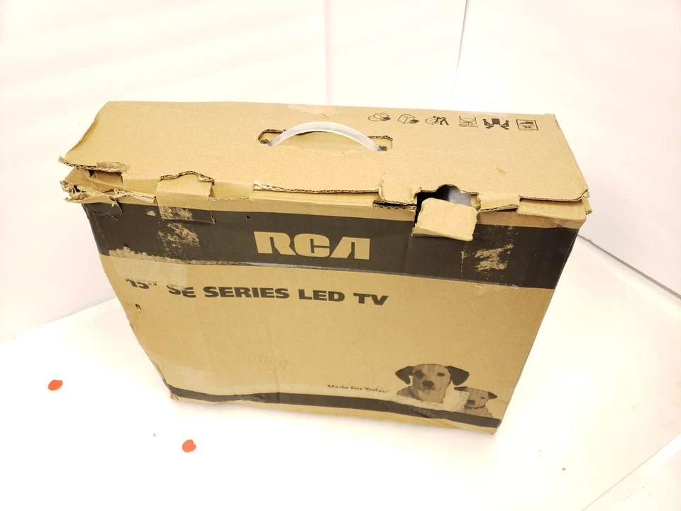 RCA Clear View J15SE820 15" SE series LED TV NO REMOTE - Image 2 of 4