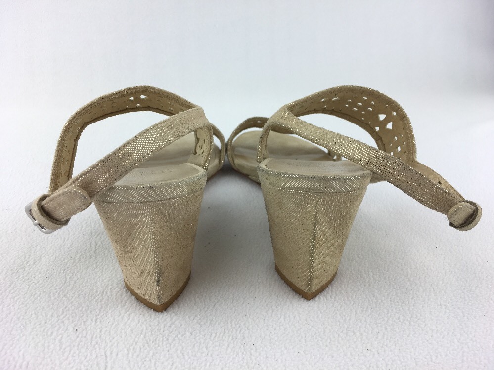 Stuart Weitzman Tan Metallic Suede Wedge Sandal Size 7M 7M 7M B319 5ec707 Stuart Weitzman Tan Metallic Suede Wedge Sandal Size 7M 7M 7M B319 5ec707