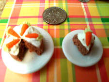 CARROT CAKE WITH SLICE ON CHINA PLATES 1:12 ARTISAN OOAK NEW