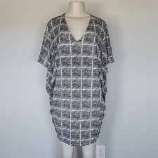 Bella Luxx Anthropologie black/white plaid cocoon dress-S