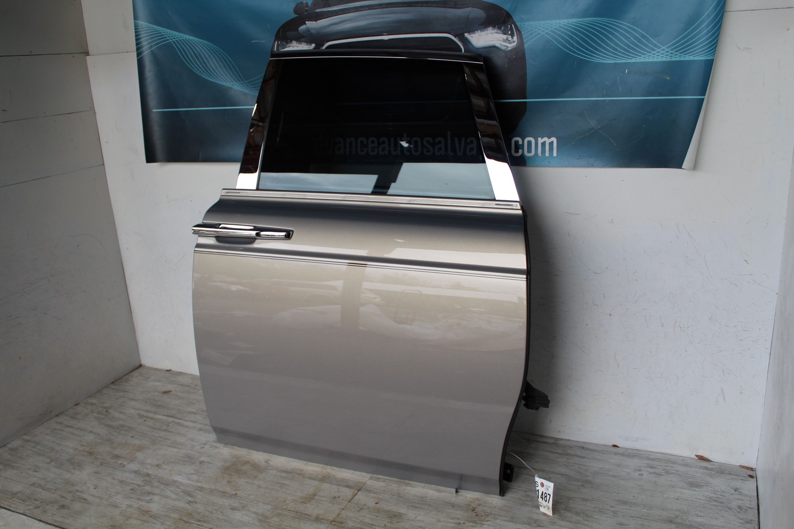 12 ROLLS ROYCE Rear Door Left