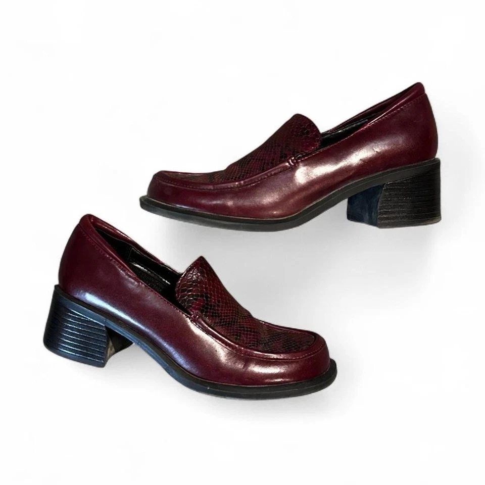 Mocasines de tacón grueso borgoña y negro para mujer talla 7 predicciones Y2K Foto 4 de 4