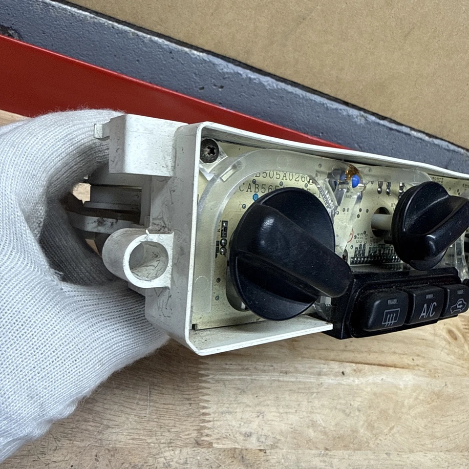 02-07 Mitsubishi Lancer & 03-06 Outlander AC Heater Climate Temperature Control Foto 2 de 4