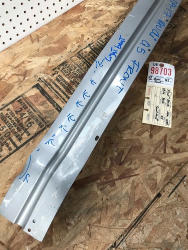 2009 2010 2011 2012 2013 2014 2015 2016 AUDI Q5 Front Bar Reinforcement OEM - Picture 3 of 9