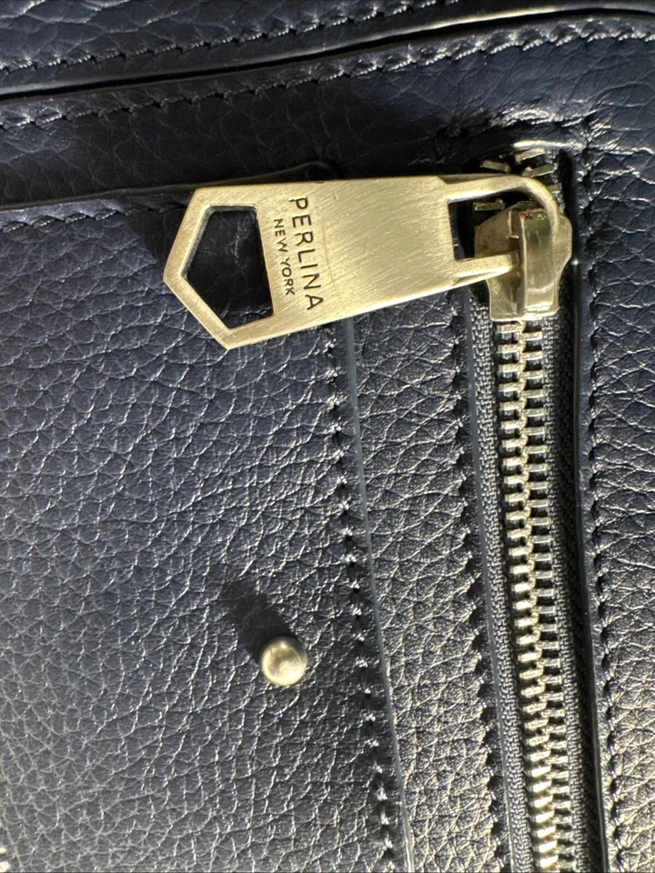Perlina NY Azul Marino Cuero Guijarro Bandolera Bolso Mensajero Cartera Cartera Organizador Foto 3 de 4