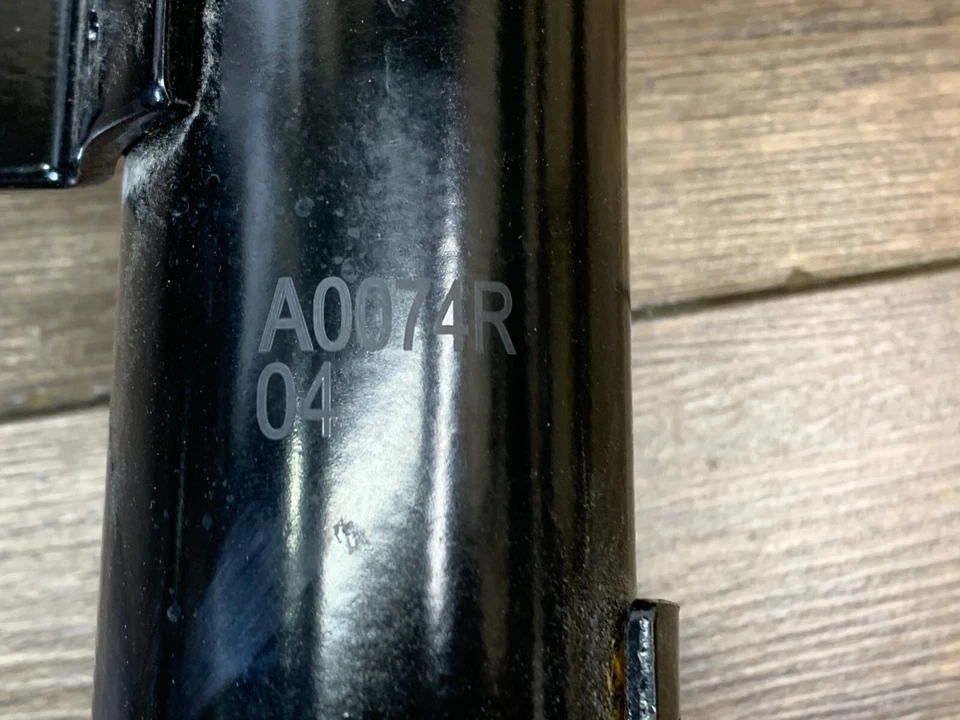 2004-2009 Toyota Prius Front Shock Absorber Coil Spring Strut w/Links Set of 2 - Imagem 3 de 4