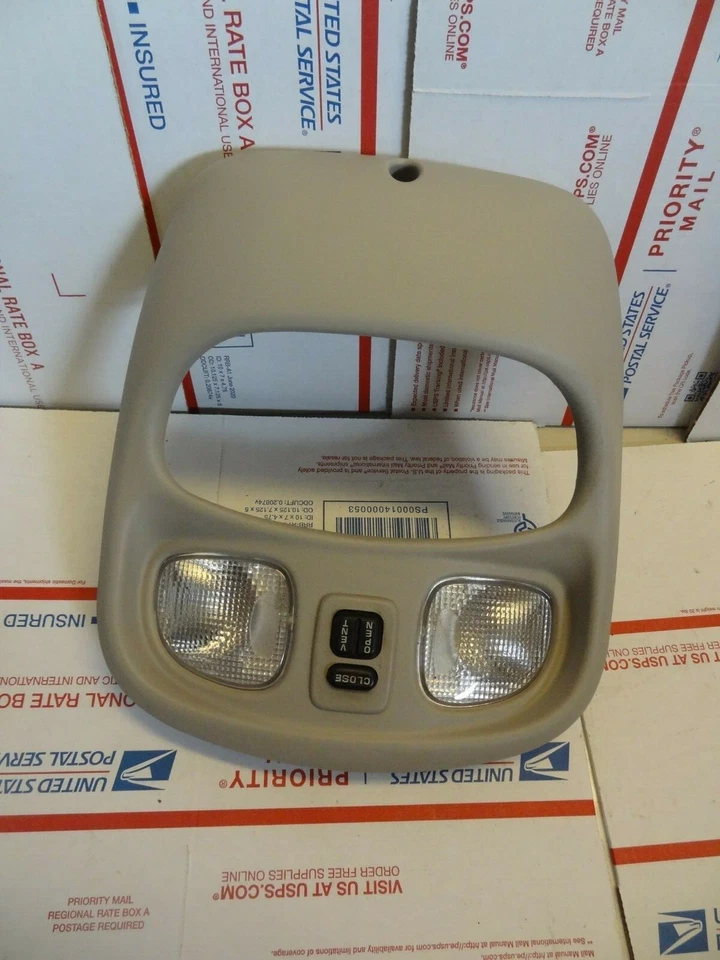 00 01 02 2003 Chrysler 300M Jeep Overhead Console Interior Map Dome Light OEM Foto 2 de 4