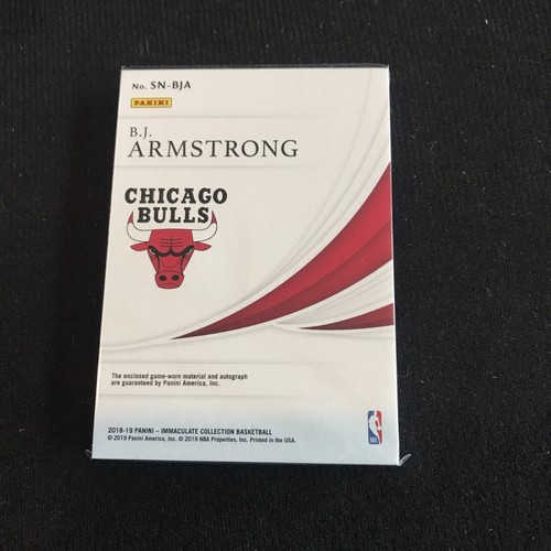 2018-19 Immaculate BJ Armstrong Red Game Used Patch Auto Autograph #10/25 Bulls - Picture 2 of 2