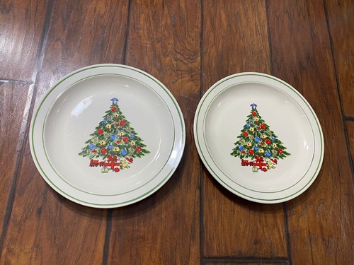 Direct Source Int'l Christmas/Holiday Tree Dinner Plates - Picture 6 of 7