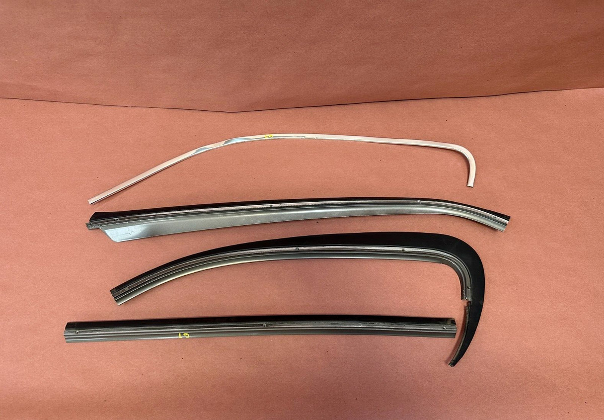 BMW E24 635CSI M6 Coupe Rear Left Side Door Window Trims Moulding  