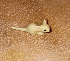 VINTAGE HAGEN-RENAKER TINY MOUSE FIGURINE MADE IN USA