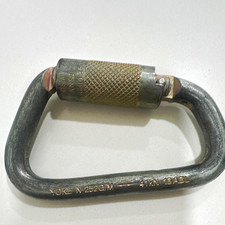 Yoke N-252GM Steel D-Shape Screw Lock Carabiners 41kN Large