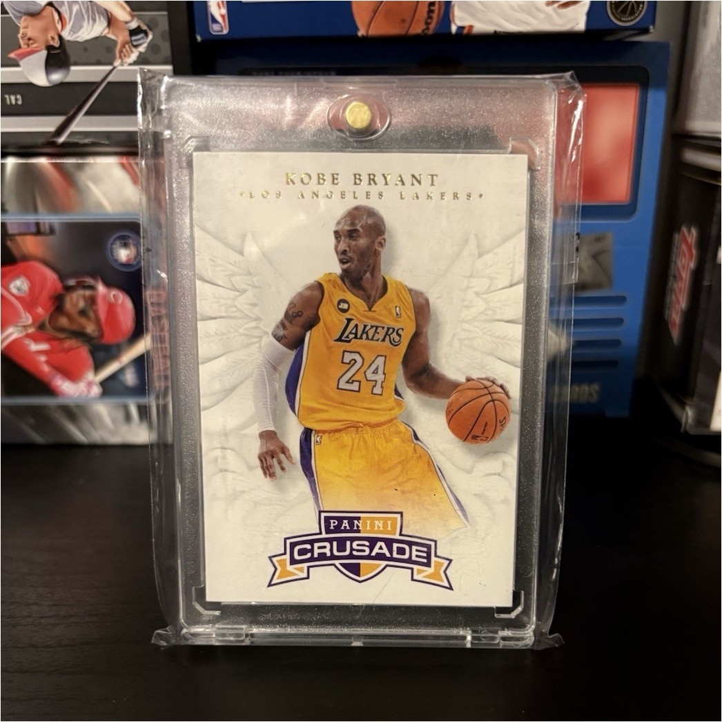 Panini 2012-13 Crusade Kobe Bryant #5 Los Angeles Lakers Basketball NBA