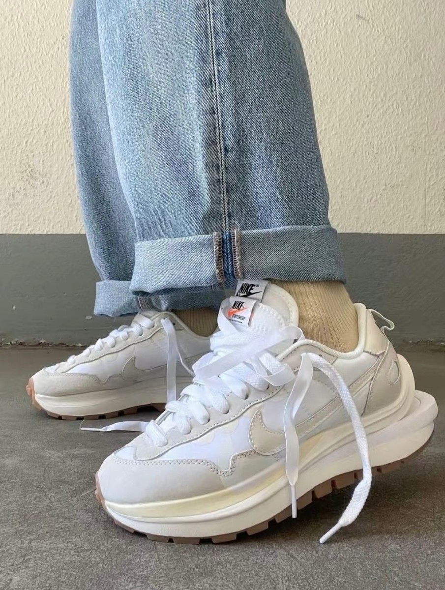 Size 9 - sacai x Nike VaporWaffle Sail Gum for sale online | eBay