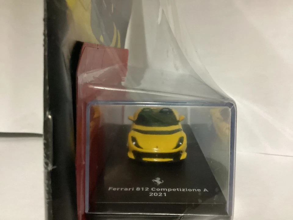 FERRARI 812 COMPETIZIONE A 2021 1/64 diecast + BOOKLET Centauria Limited edition - Immagine 4 di 4