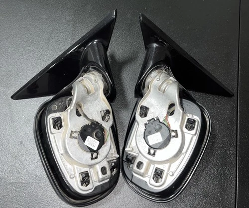 OEM BMW E90 E91 LCI HIGH GLOSS SHADOWLINE L+R POWER SIDE MIRRORS - RARE, CLEAN