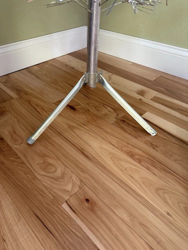 vintage 6 ft evergleam aluminum christmas tree 55 branches Full All Away Around - Image 4 of 4