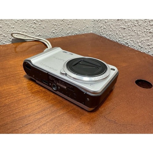 Sony Cyber-shot DSC-H70 16.1MP 10x Optical Zoom Digital Camera - Silver - Picture 6 of 9