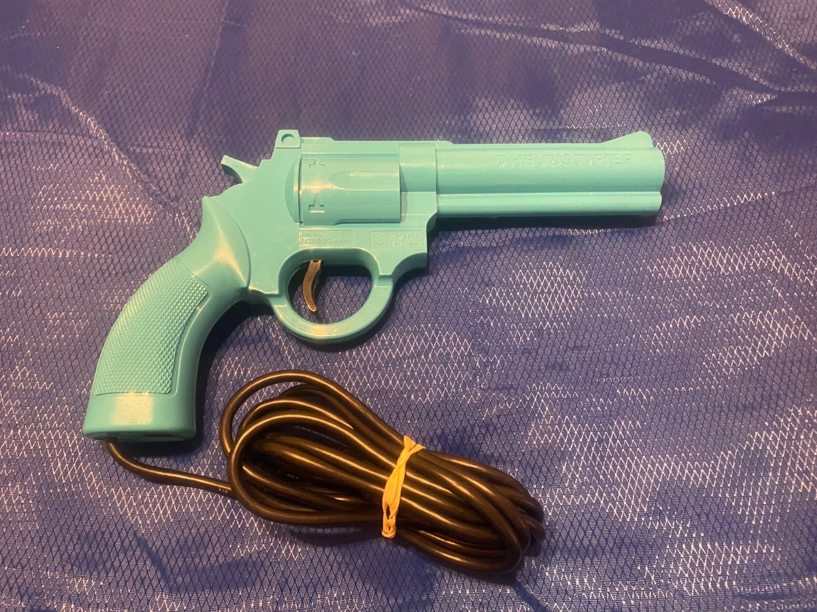 Justifier Sega Genesis Light Gun Blue Pistol Lethal Enforcers Konami, Tested INSTITUTO