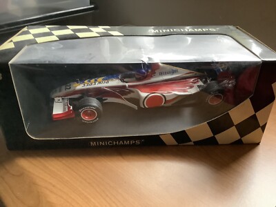 Minichamps 1:18 - 1 - Miniatura de carro de corrida - British American
