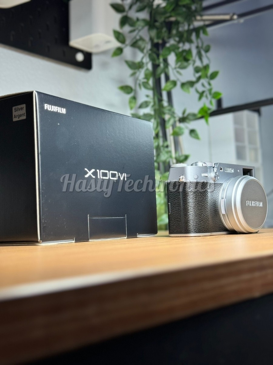 Fujifilm X100VI 40.2 Megapixel Digital Camera Silver Argent US 