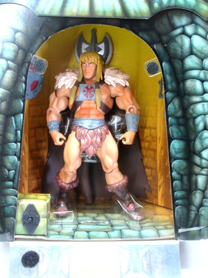 MOTUC,MOTU,KING GRAYSKULL,SDCC,MASTERS OF UNIVERSE,CLASSICS,Sealed,MOC,He-Man
