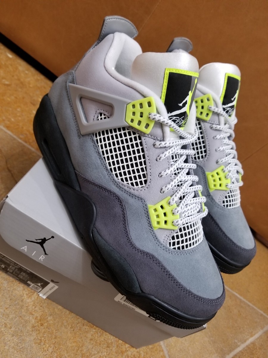NIKE Air JORDAN 4 IV Retro SE AIR MAX 95 NEON CT5342-007