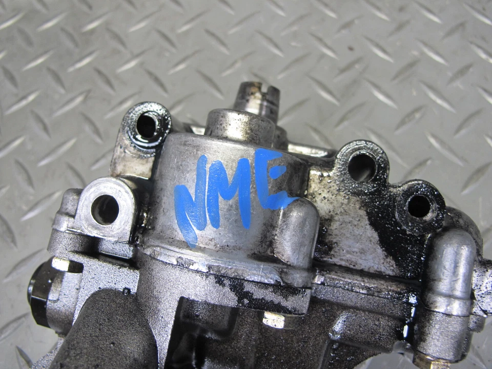 82-85 MERCEDES W123 300D 617.952 柴油发动机机油泵 6171810101 原始设备制造商 — 第 2/4 张图片