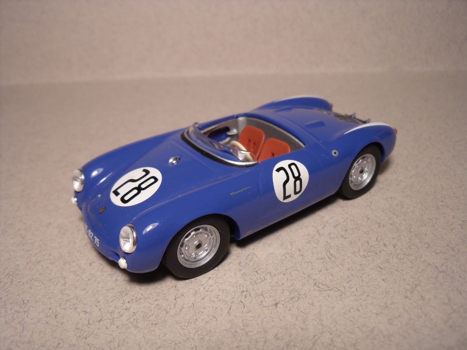 Porsche 550 Le Mans 1956 Minichamps miniature de collection premium