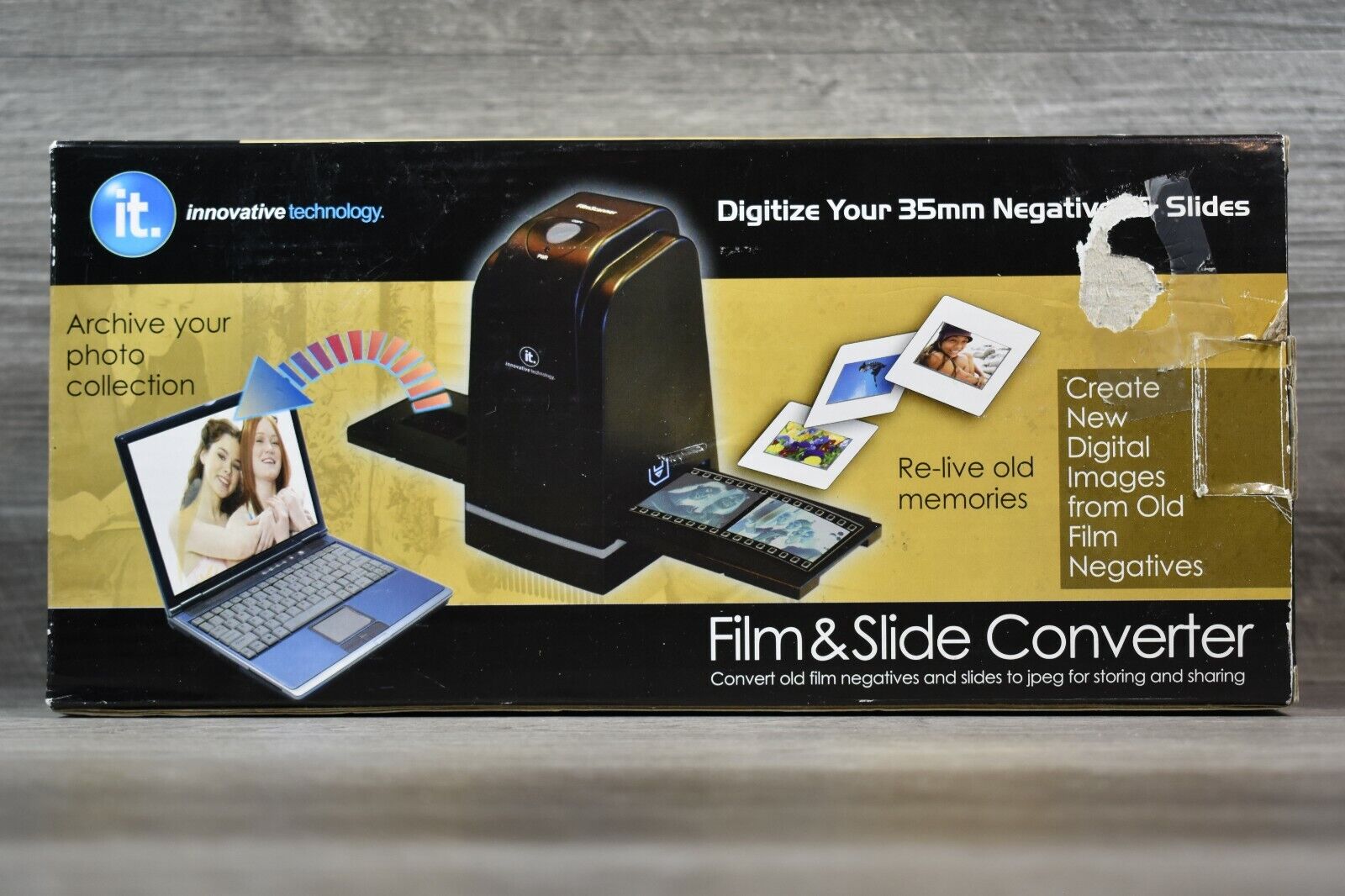 Film & Slide Converter by Innovative Technologies (IT) ITNS-300