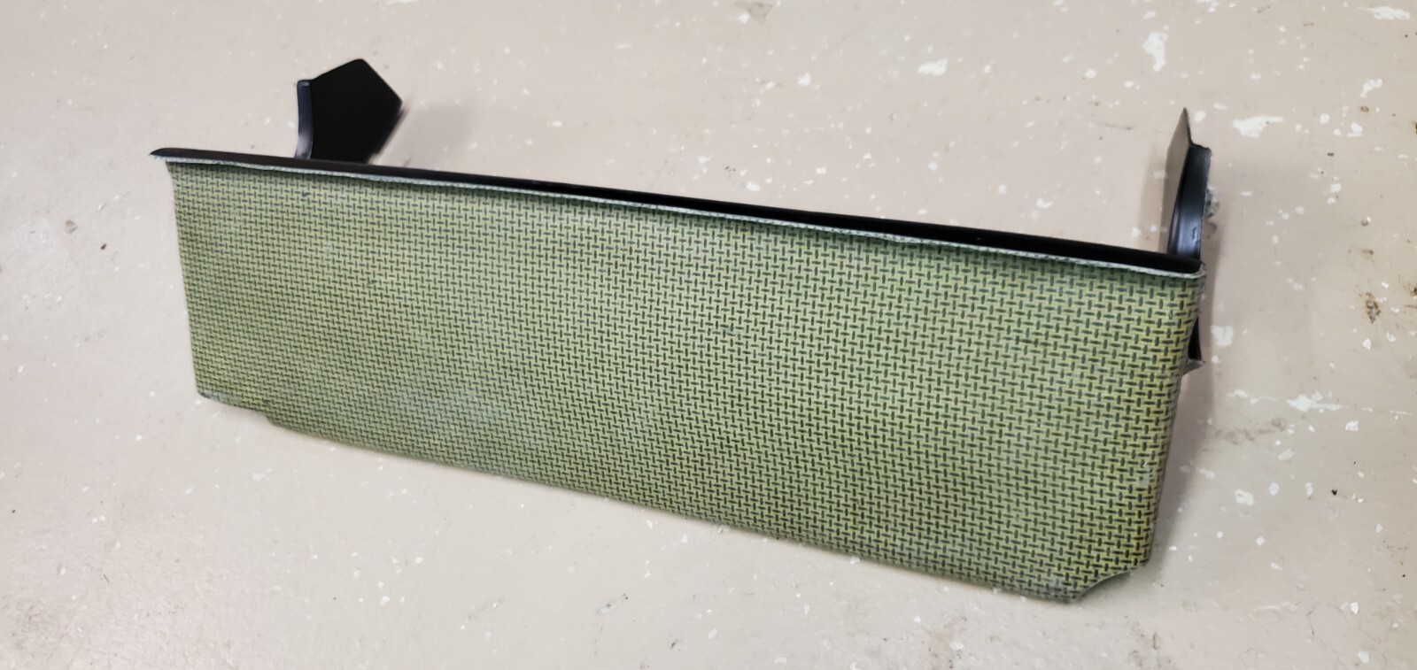 Ferrari F40 Front Radiator Duct 62900000 Air Conveyor