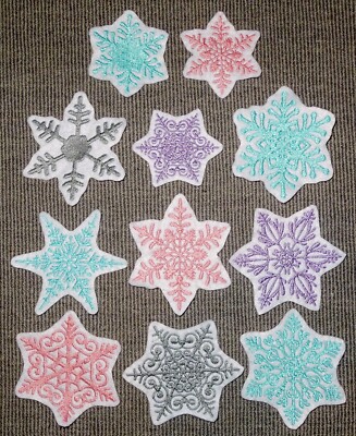 Schneeflocke in Wunschgröße Applikation Handmade Patch Flicken Snow bunt