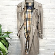 Burberry Sandringham Trench Coats Coats, Jackets & Vests for Women
