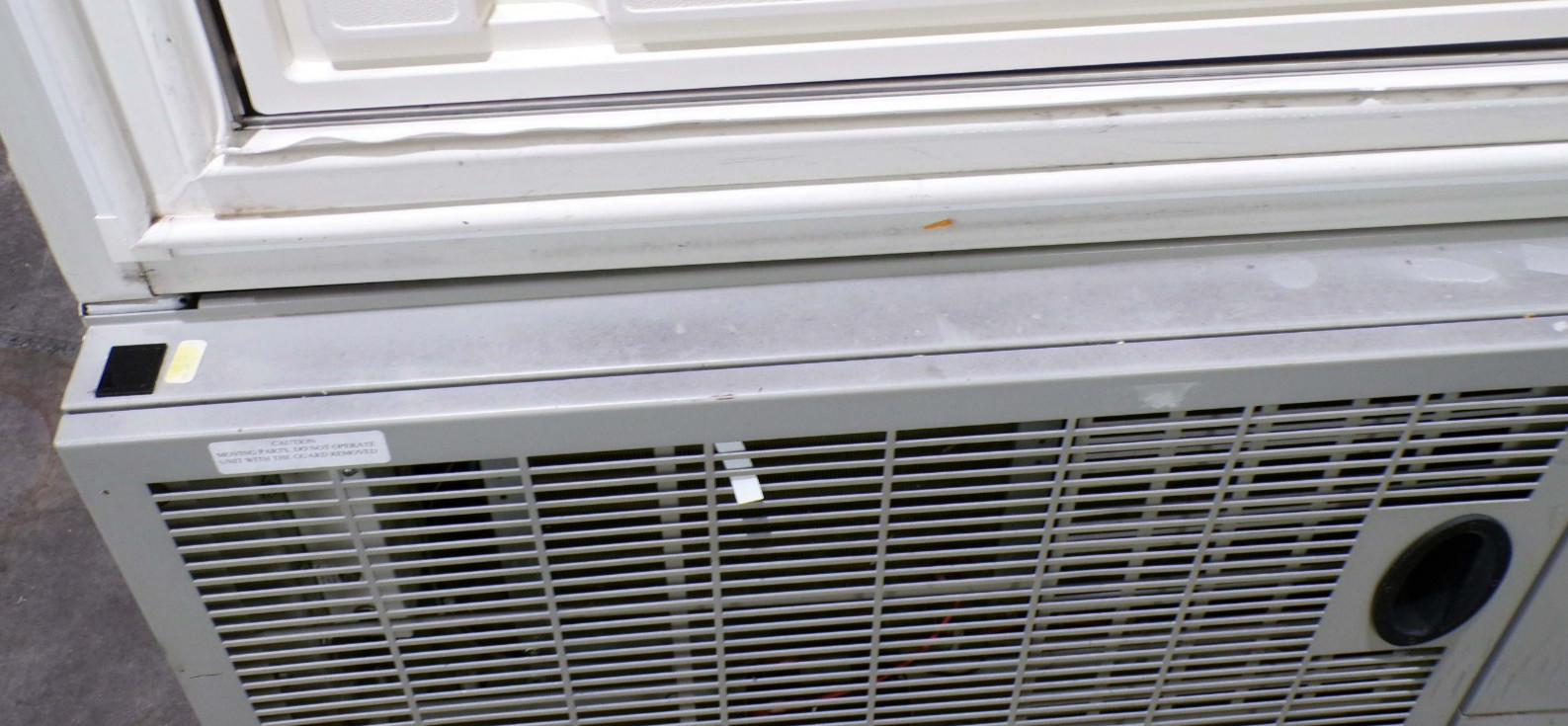 Revco Ultima II ULT2586-9-D39 Freezer *used working