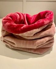 Small snuggle sack, covered chihuahua bed, pet sleeping bag. Igloo cave bed NEW