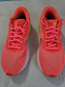 MIZUNO WOMEN'S WAVE ULTIMATE SHOES SIZE 8