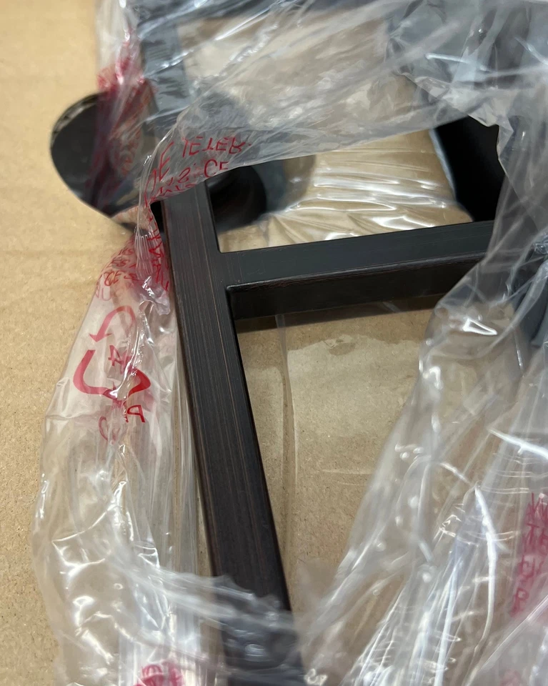 Generación Iluminación Vinton 20,75 pulgadas Luz de tocador de bronce de 3 luces Foto 2 de 2