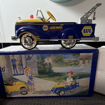 #ad Crown Premiums NAPA Auto Parts 1940 Gendron Tow Truck Diecast Bank Blue Yellow $19.45