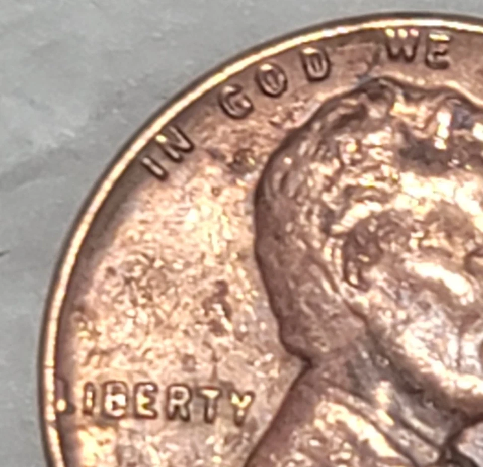 1959 No Mint Mark  Lincoln RB Penny Error “L”  In Lib & Letter on  Rim - Errors - Image 3 of 4