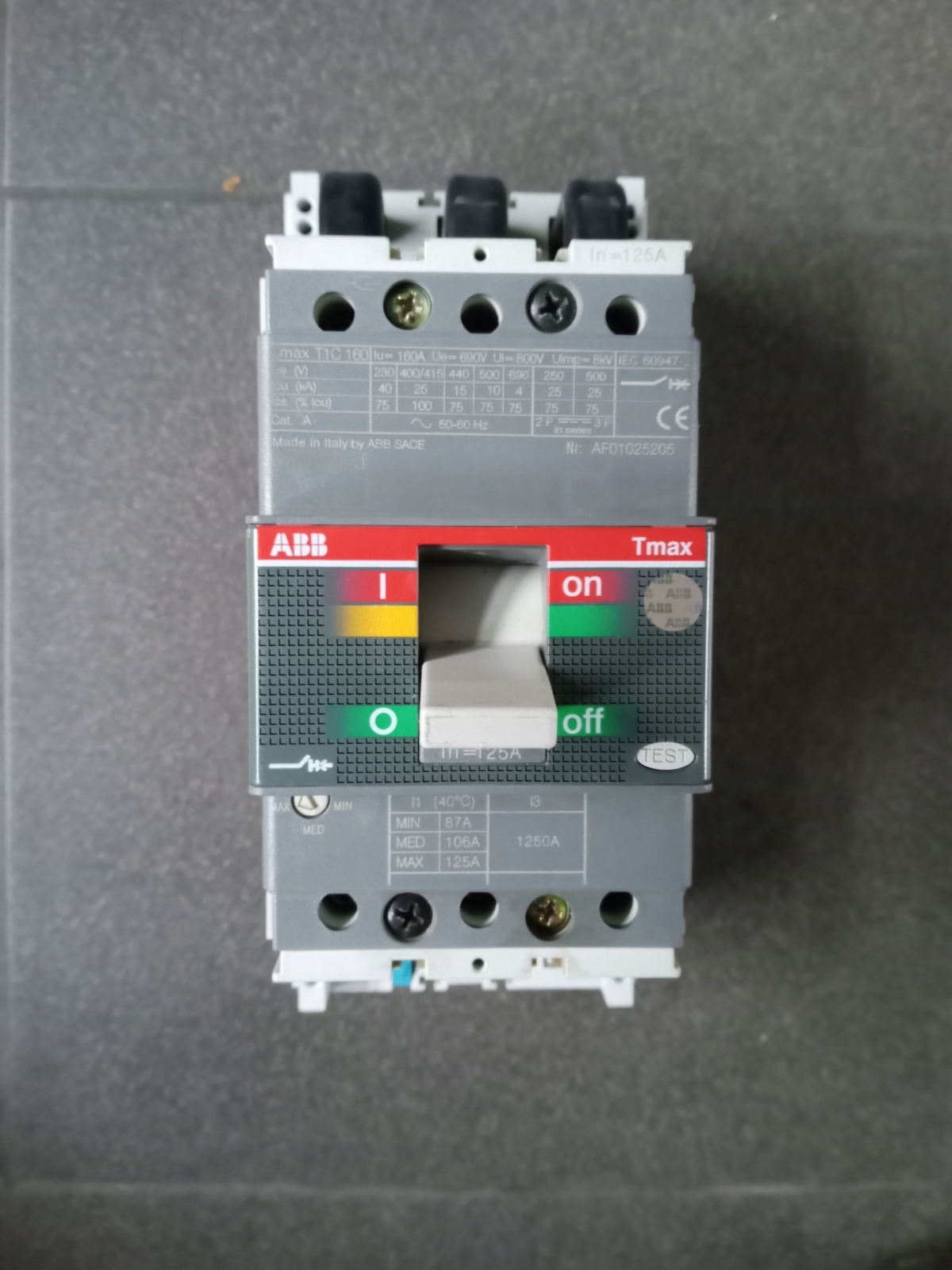 ABB Circuit Breaker T-MAX T1C 160 3P TMD125
