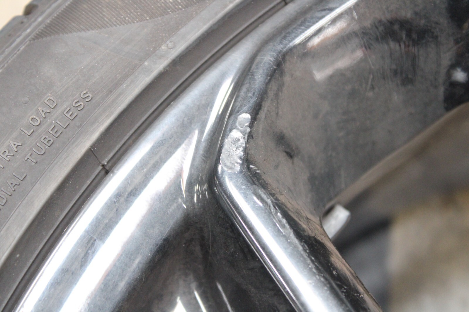 Lamborghini Huracan, LP 580, Front Wheel, Used, Scratched, P/N 4T0601017AQ