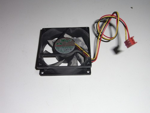 Magic MGT8012MR-A25 Kühler Lüfter 80x80 mm 12V 0,15A Cooling FAN PC Cooler