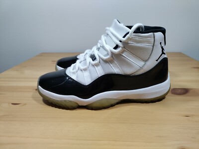 white and black concords