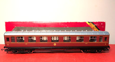 Hornby OO gauge 57' composite coach. LMS maroon 1st & 3rd. R.433