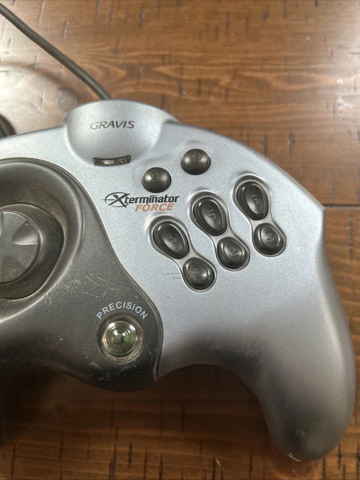 Controlador PC Gravis Xterminator Force entrada directa USB Foto 2 de 4