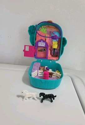 Polly Pocket Cactus Cowgirl Ranch Carry Playset 2019 Mattel 2 Horses Travel Set