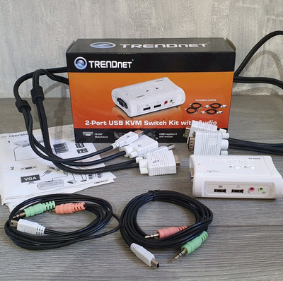 TRENDnet 2-Port USB KVM Switch Kit mit Audio TK-209K Vintage Retro Computer Kabel