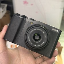 Fujifilm Fuji XF10 24.2 MP Black Digital Camera w/Charger&Battery - Tested